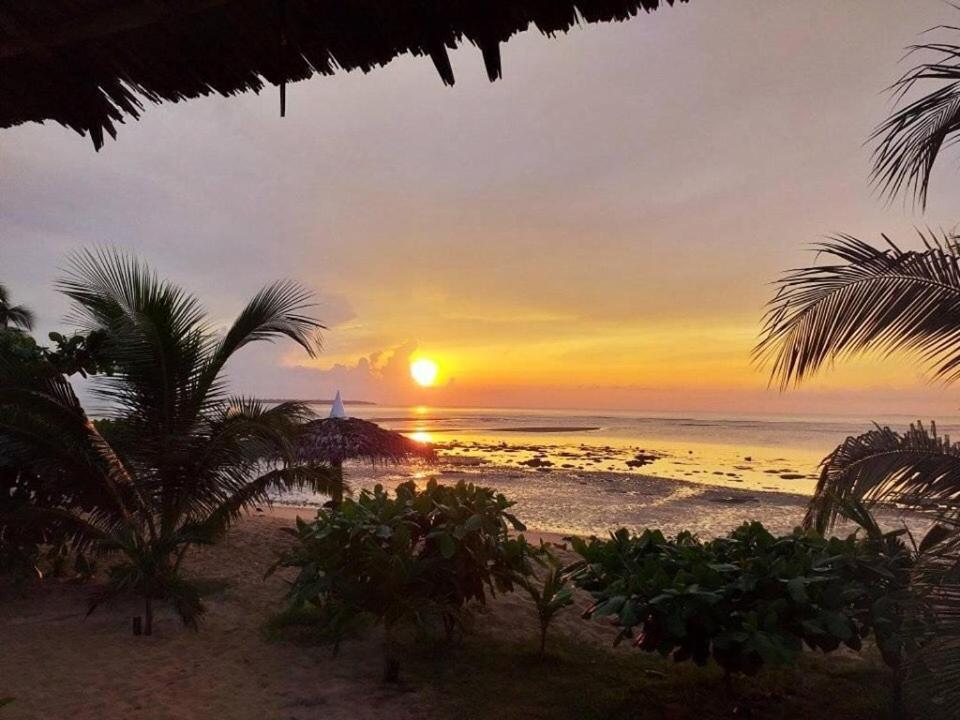 Mecaja Beach House Roxas  Экстерьер фото