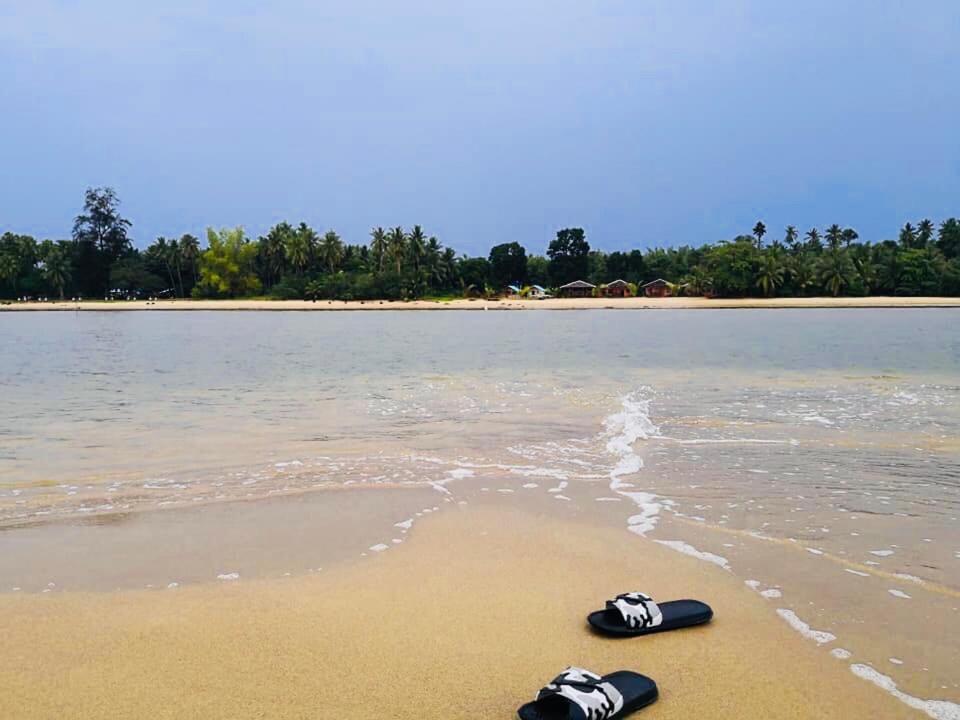 Mecaja Beach House Roxas  Экстерьер фото
