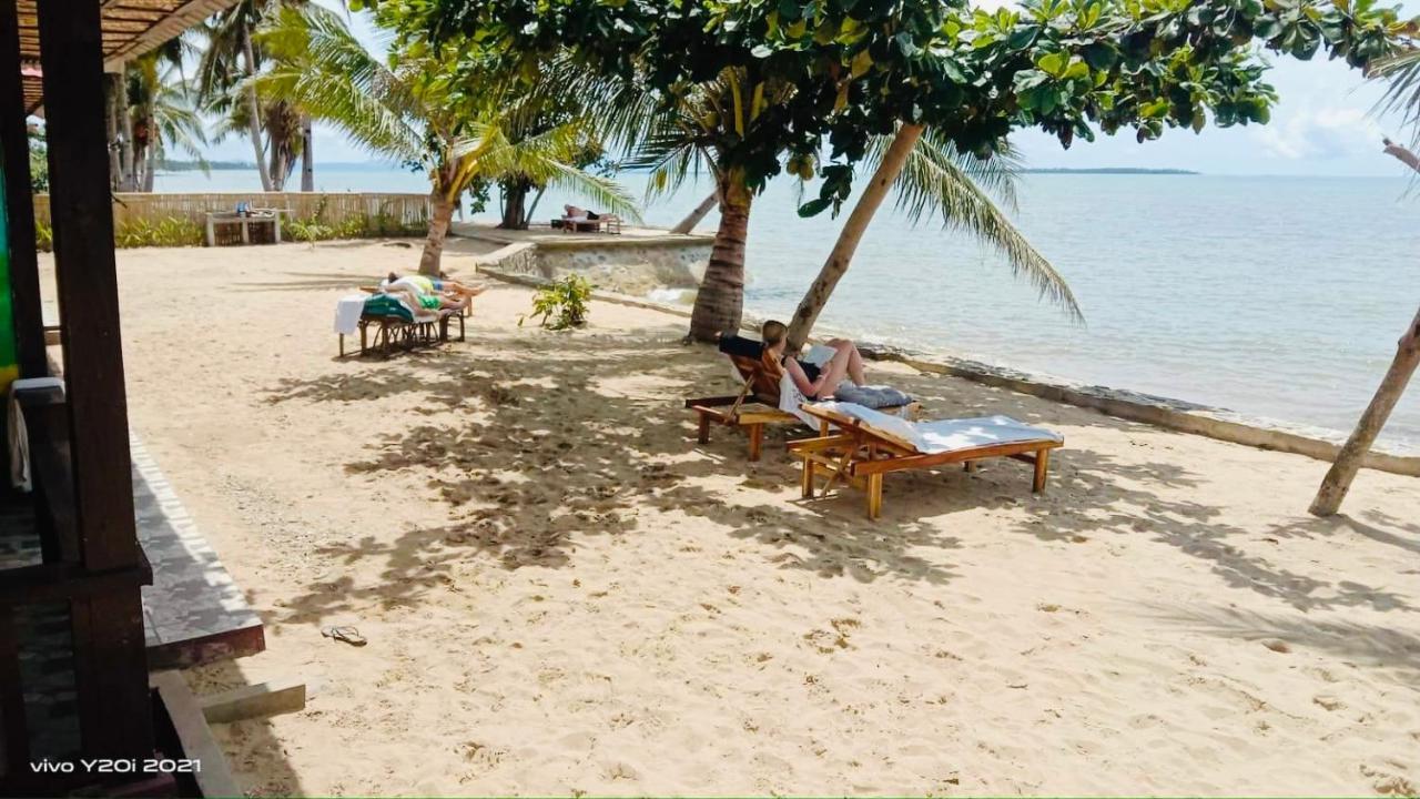 Mecaja Beach House Roxas  Экстерьер фото